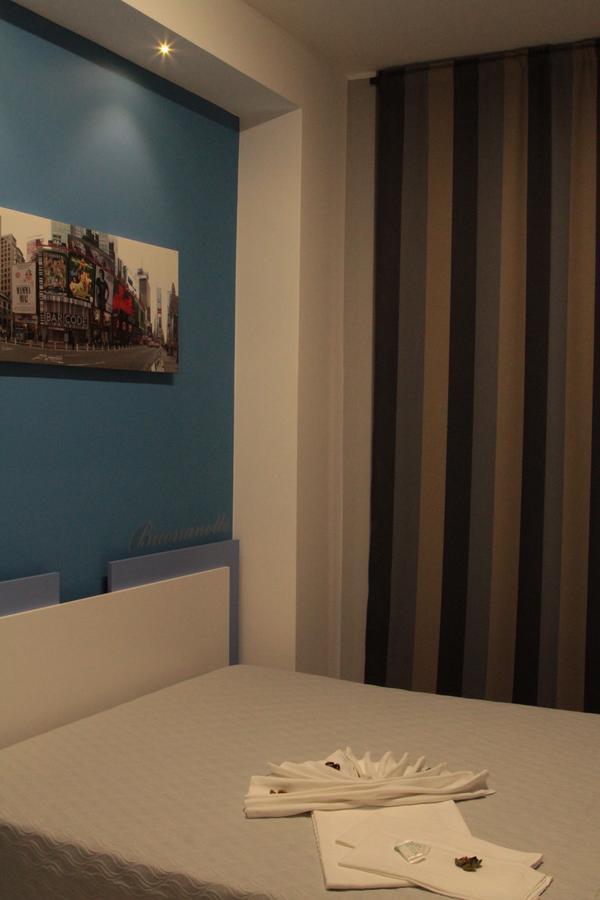 Santacroce B&B Barletta Bagian luar foto